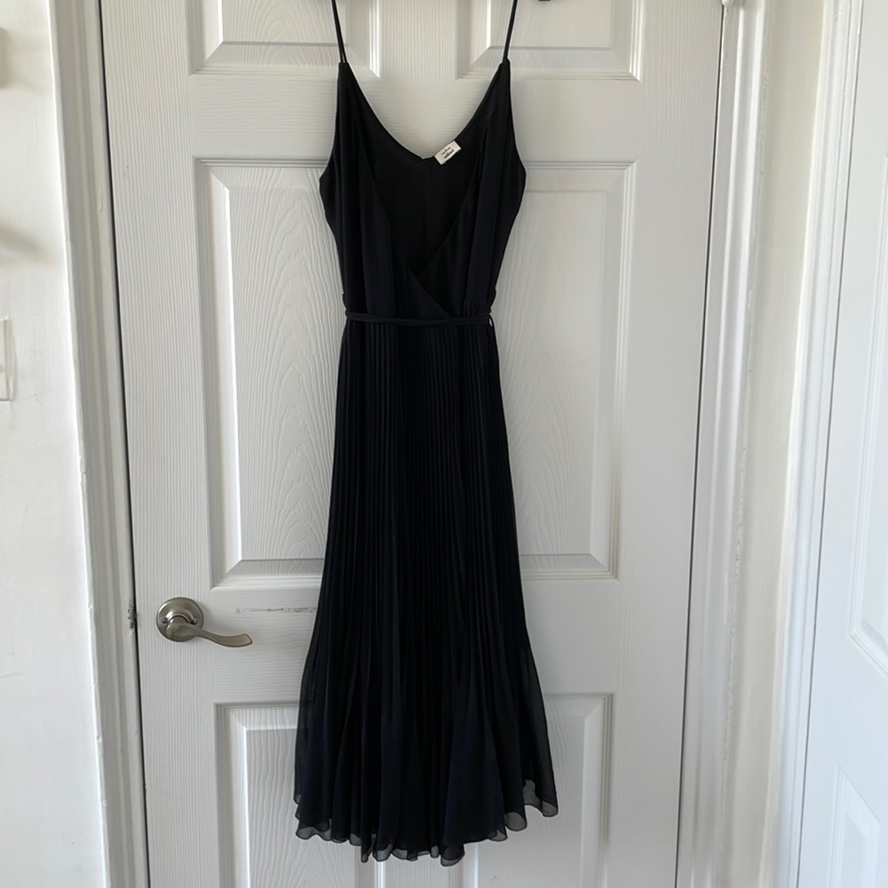 Aritzia Wilfred Wrap Dress